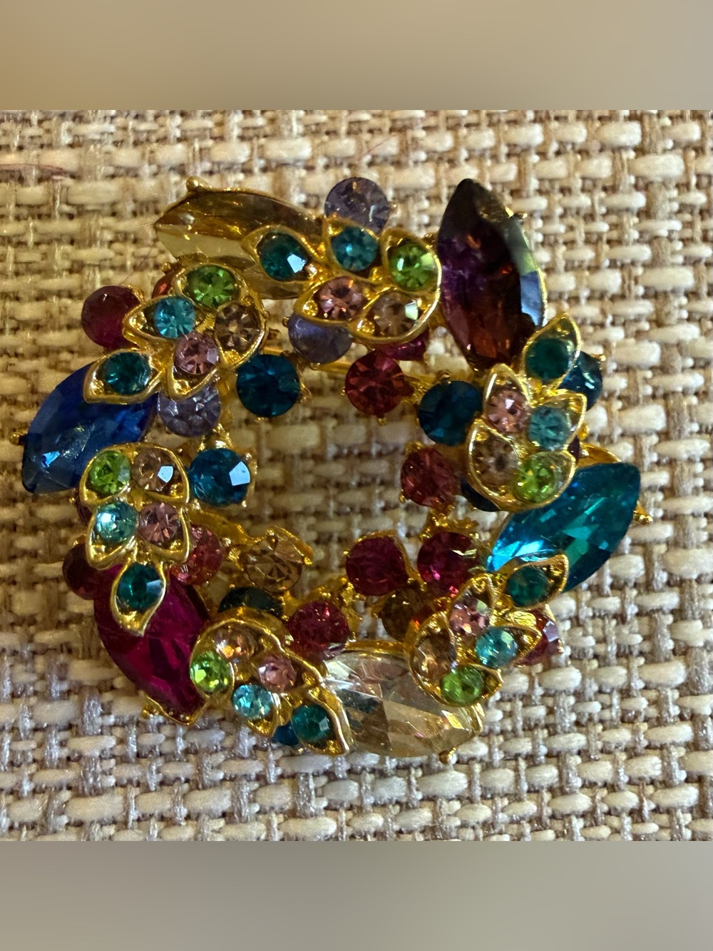 Vintage Multicolor Rhinestone Wreath Brooch Gold Tone Pin